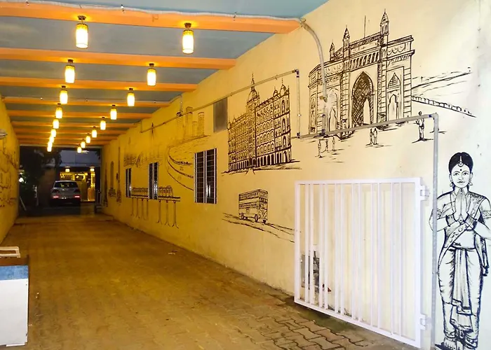 Sunshine Backpackers, Airport Hostel Mumbai